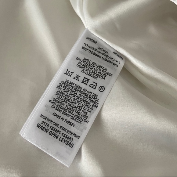 Ted Baker Leysas A-line white cream gold boucle mini skirt in size 0 - Picture 7 of 8